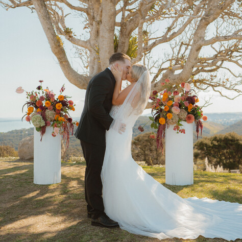 Waiheke wedding at Batch Winery