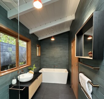 Unique and stylish bathroom renovation