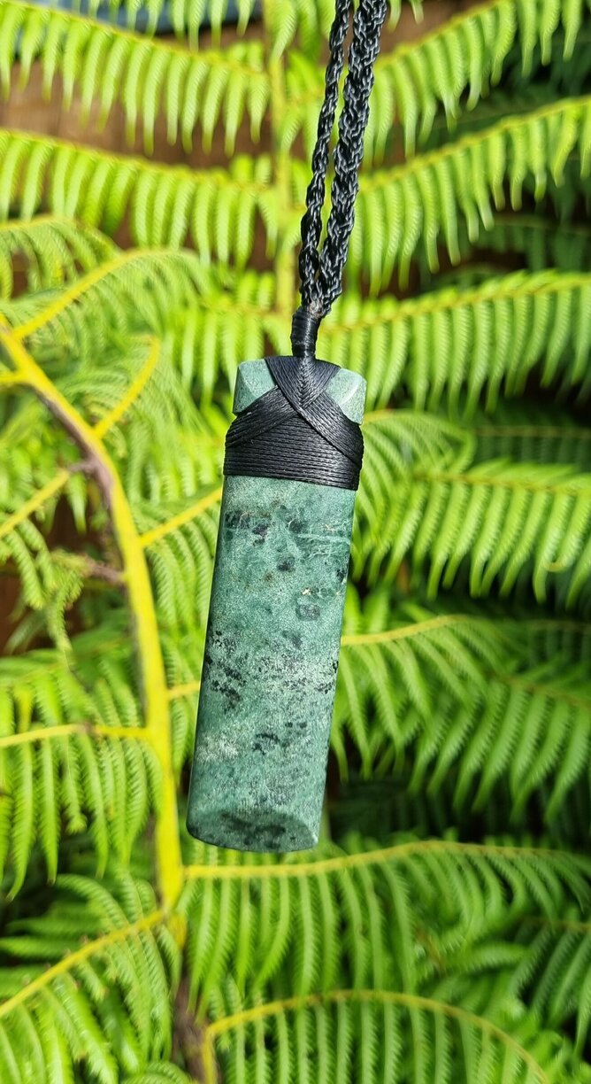 Tangiwai Pounamu | Honeys Greenstone