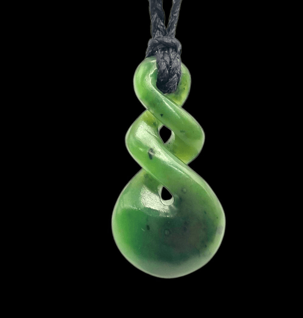  Genuine Hand Carved NZ Greenstone Pounamu Pikorua Twist Pendant