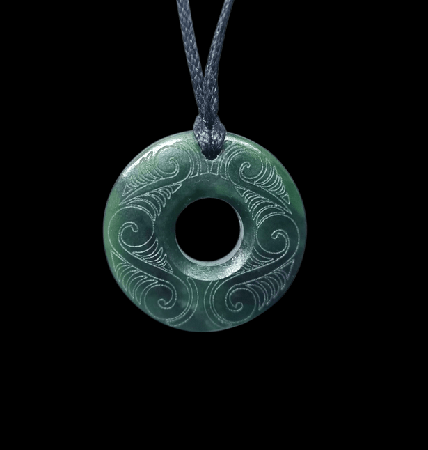  Genuine Hand Carved NZ Greenstone Pounamu Kopae Disc Pendant