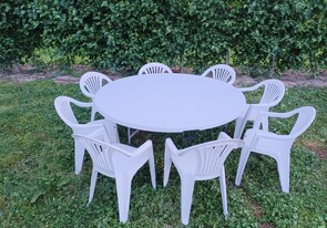 Seating - Chairs, tables, leaners and bar