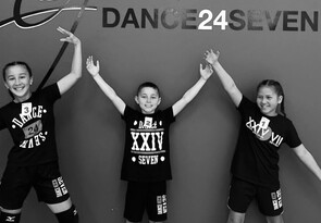 EXAMS - Hip Hoppers sit exams too! Did you know that there is a huge history behind each style of Hip Hop, from breaking, locking, New School and New Jack. We work with APDA for the best exams around!