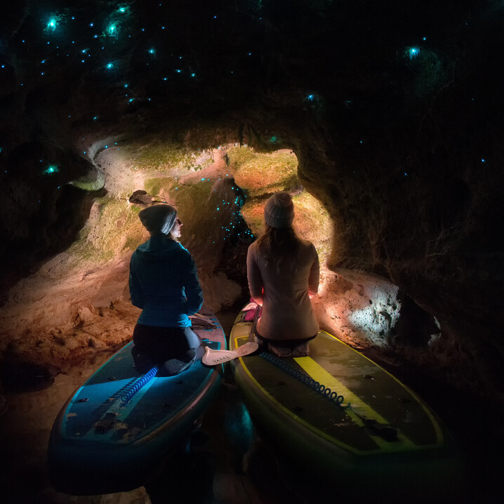 Paddle Board Rotorua Glow Worm Cave SUP