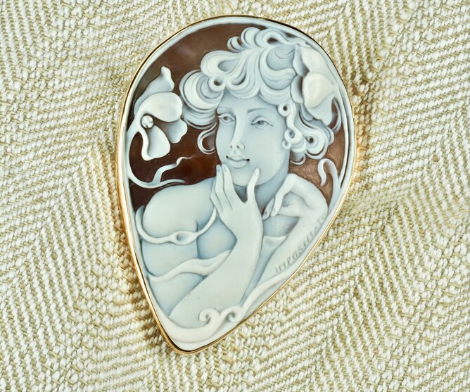 Handmade cameo brooch