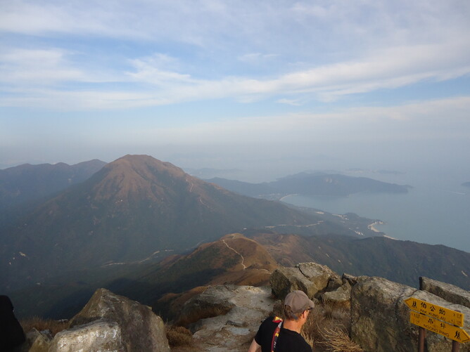 We ran from here to the road at the base of Sunset Peak