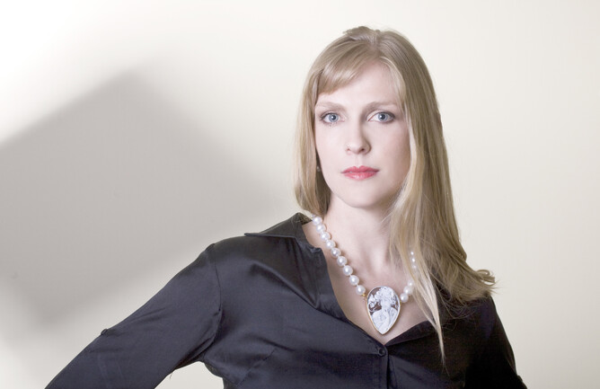 Handmade cameo pearl clasp, NZ