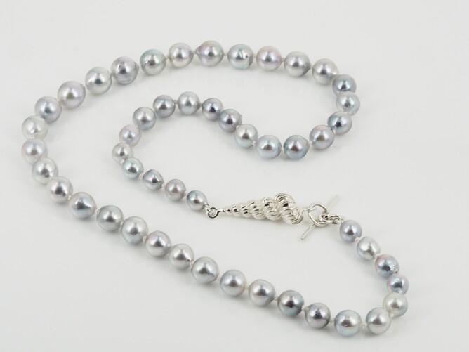 Silver/blue strand of Akoya pearls