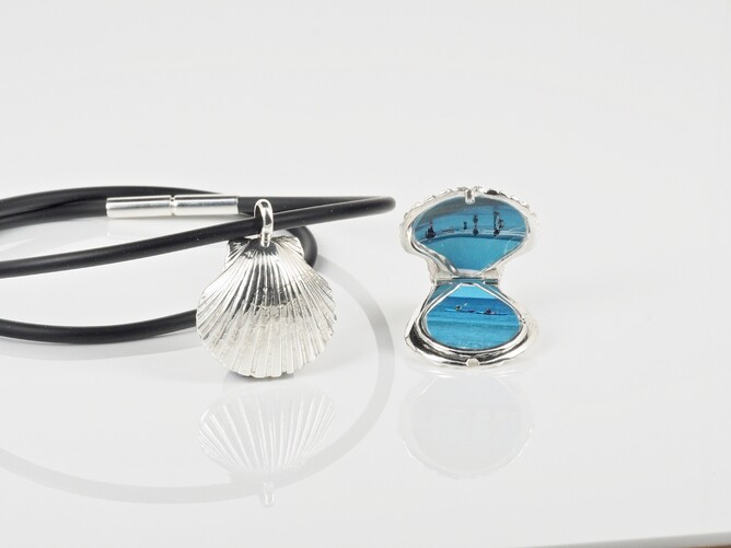 Scallop shell locket New Zealand
