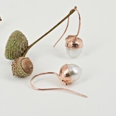 Acorn earrings, pearls and gold