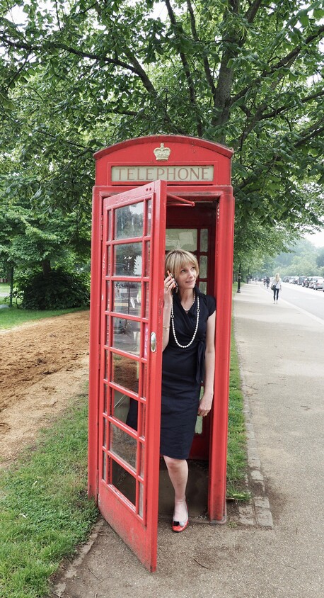 Contact Lynaire for a jewellery consultation