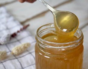 Honey: Effective Treatment for Coughs and Colds