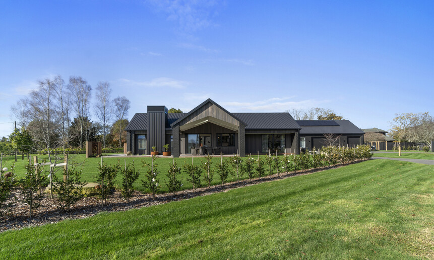 The property's extensive external view explains its award for Top 100 House of the Year 2024 by Linecrest Homes.