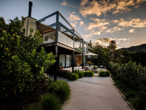 modern, contemporary, steel, mono pitch beach home designers waihi, waihi beach, mount maunganui, raglan, omokoroa, katikati, karangahake gorge & tauranga