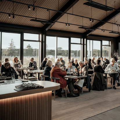 THE RUNHOLDER MARTINBOROUGH