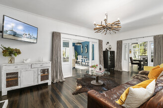 THE CATTLESTOP & MILKSHED