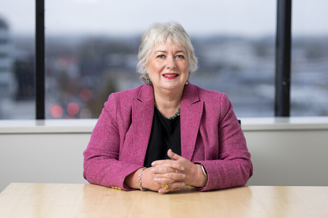 Linda O'Reilly; Tompkins Wake