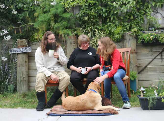 Assistance Dogs;Assistance dog Willow;Farrell family