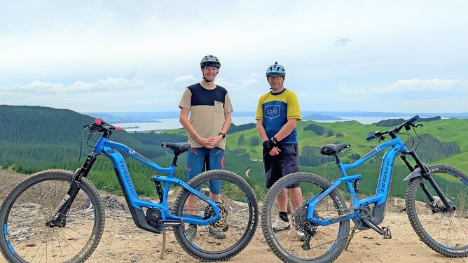 Electrify NZ;Dave and Alex McGregor