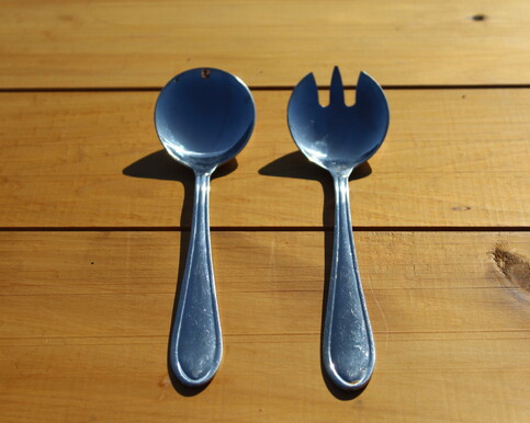 salad servers