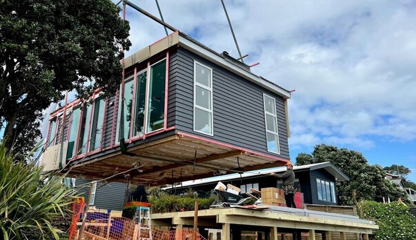 Transportable on the cliff tops of Waiheke Island