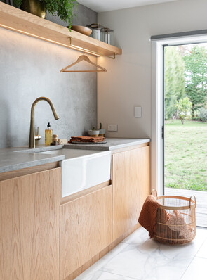 Designer Natalie Du Bois / Photographer Studio Weir