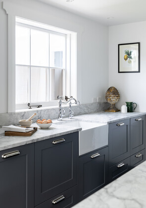 Designer Natalie Du Bois / Photographer Studio Weir