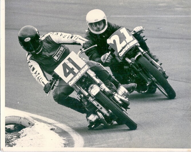 Check out the difference in ground clearances. Ducati No.21