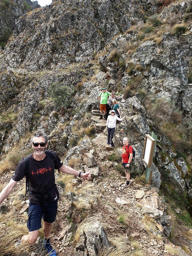 Tramping above Manteigas. Like Richard’s cool tramping T shirt?