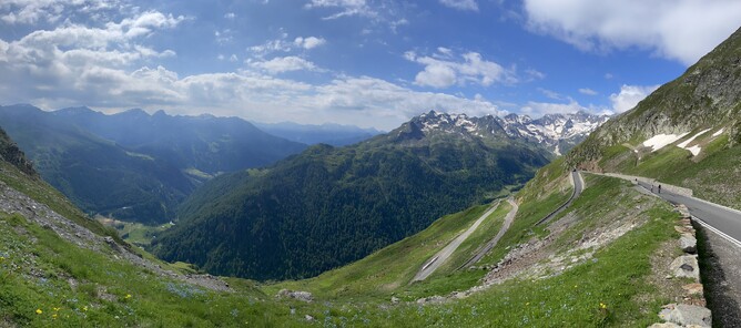 Such an awesome view and windy roads up one of the passes. Photos just don't do it justice!