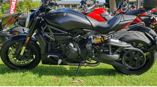 🏆 Best Naked (excl Monster) - Ropata Hardiman