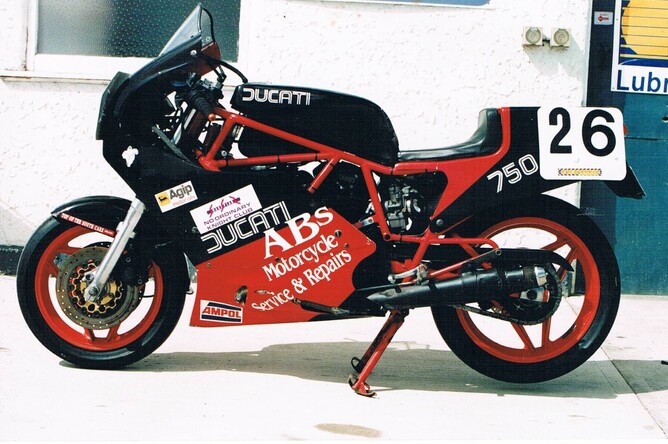 New paint job - ready to race.