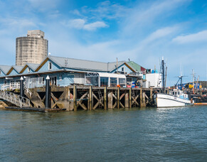 Discover Raglan Wharf