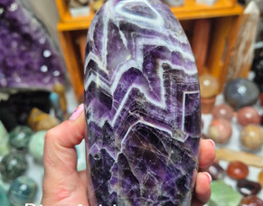Chevron Amethyst &ndash; Dreamy Bands of Purple &amp; White