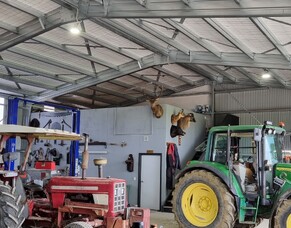 Farm implement sheds, the big advantages of using a clear span shed design