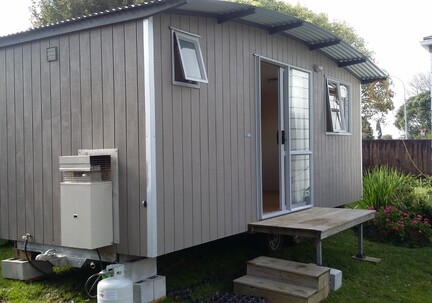 Large Room with Kitchenette and Ensuite Kestrel Cabin by Cosy Cabin Rentals