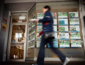 How to survive a hike in interest rates