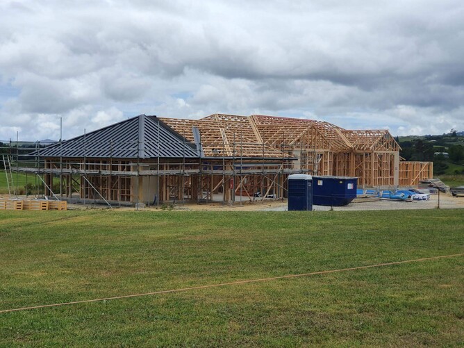 Long run roofing installed on Hamilton home