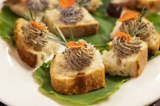 mushroom pate on bread