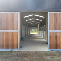 Horse Stable, Stable, Equine buildings, Barns, Horse Barns, stables Waikato, farm buildings, farm buildings waikato, sheds, sheds cambridge, sheds waikato, horse shelters, barn doors, waikato builders.