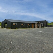 Horse Stable, Stable, Equine buildings, Barns, Horse Barns, stables Waikato, farm buildings, farm buildings waikato, sheds, sheds cambridge, sheds waikato, horse shelters, barn doors, waikato builders.