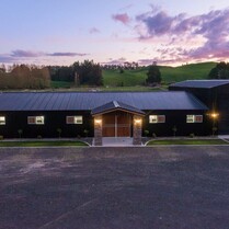 Horse Stable, Stable, Equine buildings, Barns, Horse Barns, stables Waikato, farm buildings, farm buildings waikato, sheds, sheds cambridge, sheds waikato, horse shelters, barn doors, waikato builders.