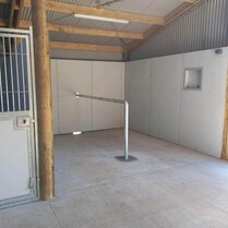 Horse Stable, Stable, Equine buildings, Barns, Horse Barns, stables Waikato, farm buildings, farm buildings waikato, sheds, sheds cambridge, sheds waikato, horse shelters, barn doors, waikato builders.