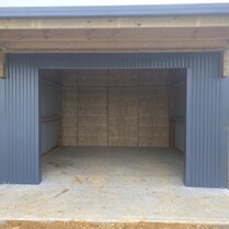 Horse Stable, Stable, Equine buildings, Barns, Horse Barns, stables Waikato, farm buildings, farm buildings waikato, sheds, sheds cambridge, sheds waikato, horse shelters, barn doors, waikato builders.breeding barn