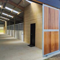 Horse Stable, Stable, Equine buildings, Barns, Horse Barns, stables Waikato, farm buildings, farm buildings waikato, sheds, sheds cambridge, sheds waikato, horse shelters, barn doors, waikato builders.
