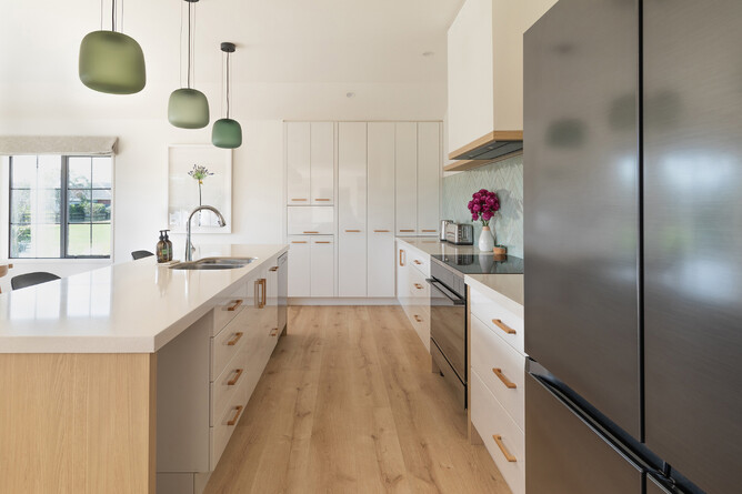 Laminate Flooring by Floorboards | Majestic Desert Oak Light Natural