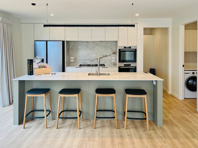 Kitchen Design by Taya Stockdale at Hostess Kitchens | Floorboards Flooring: Laminate Park Lane