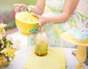 Throwing a 1950s Rockabilly Bash: What You&rsquo;ll Need