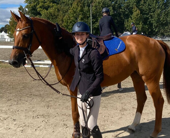 Laura Inkster and Nikama MVNZ