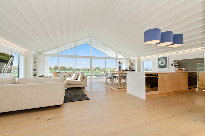 Award winning Country Home by Harrison Lane